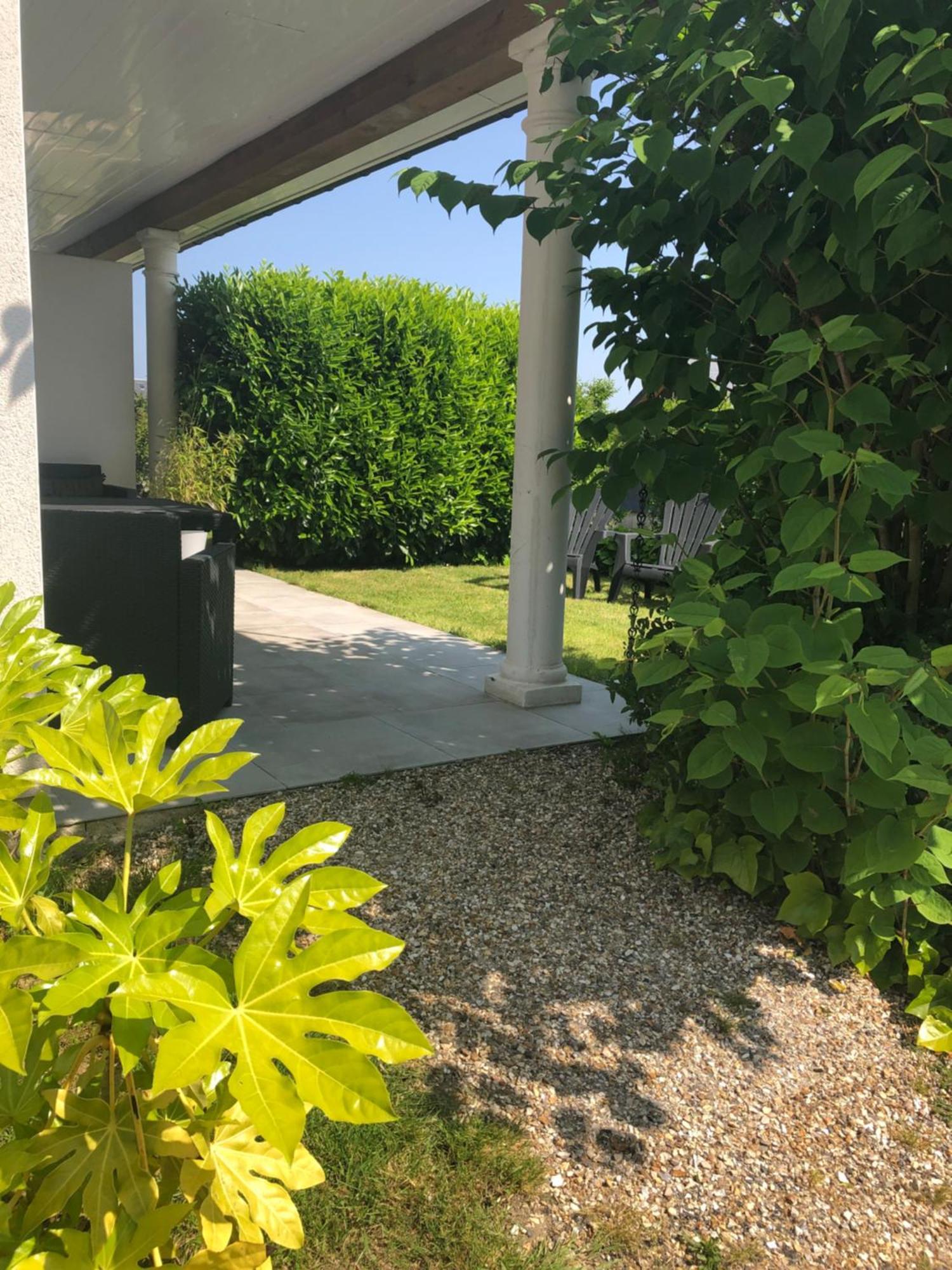 Bel Air Studios-Terrasse Couverte-Jardinet-Vue Pont De Normandie-Parking Prive Honfleur Exterior photo